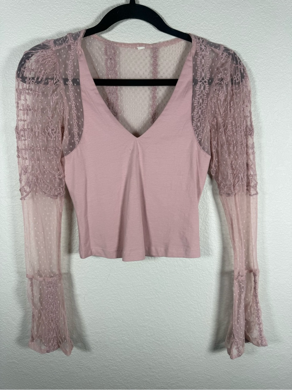 Women’s Lace Sleeve V-Neck Top - Dusty Pink. Sheer arms & back beautiful detail